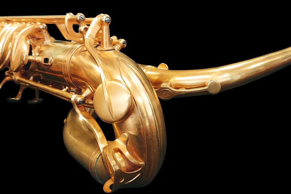 Baritone detail, bari AU b